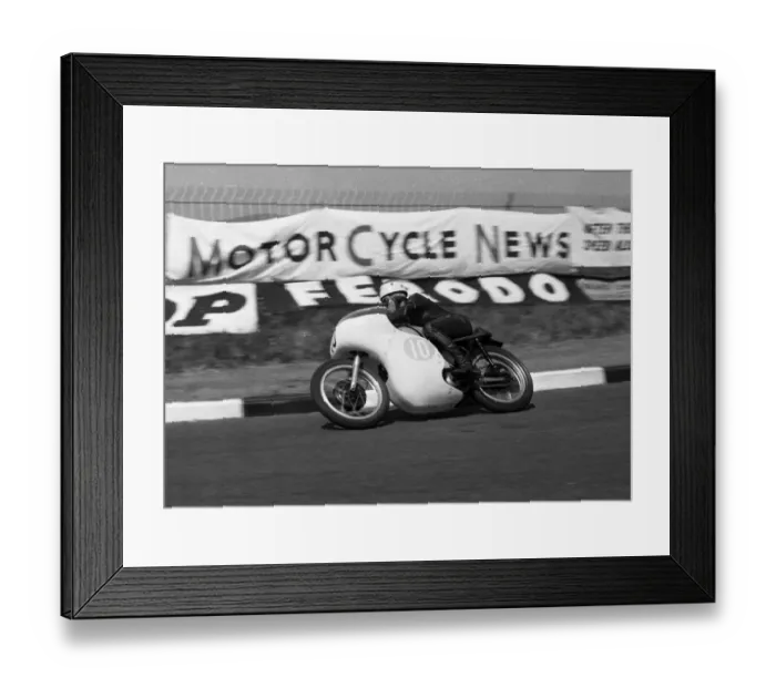 Framed Print : Tom Phillis (Norton) 1961 Junior TT Framed Print : Tom Phillis (Norton) 1961 Junior TT