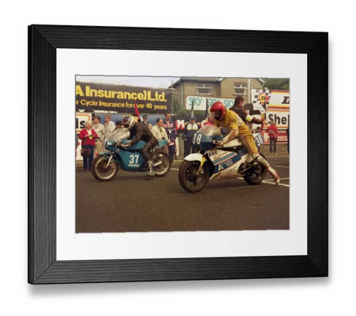 Framed Print : Mick Jeffreys & Steve Richardson (Yamaha) 1987 Junior TT Framed Print : Mick Jeffreys & Steve Richardson (Yamaha) 1987 Junior TT