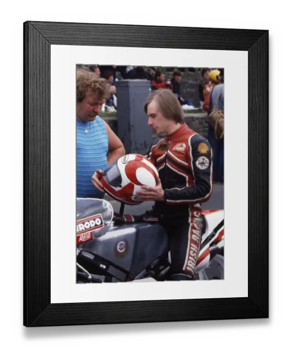 Framed Print : Brian Reid (EMC) 1985 Lightweight TT Framed Print : Brian Reid (EMC) 1985 Lightweight TT