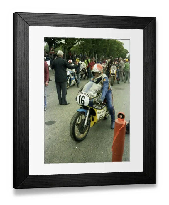 Framed Print : Chas Mortimer (Yamaha) 1979 Classic TT Framed Print : Chas Mortimer (Yamaha) 1979 Classic TT