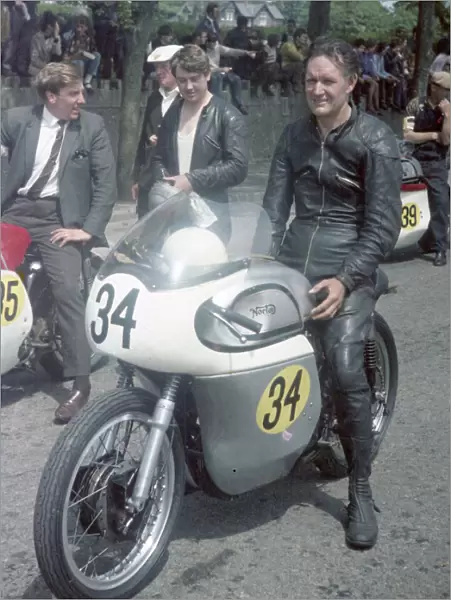 Norman Price (Norton) 1967 Senior TT