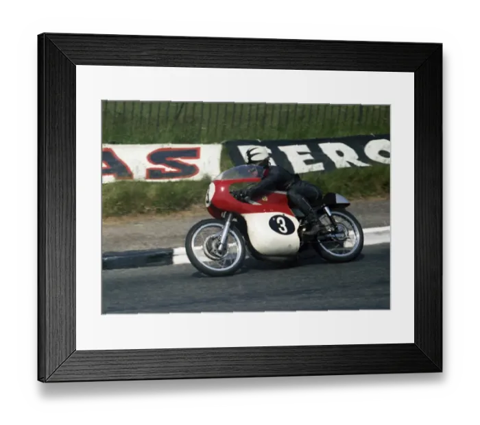 Framed Print : Tommy Robb (Bultaco) 1967 Ultra Lightweight TT Framed Print : Tommy Robb (Bultaco) 1967 Ultra Lightweight TT