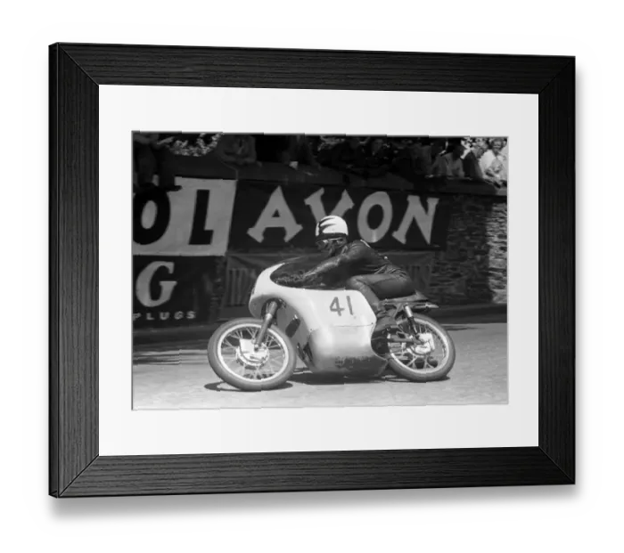 Framed Print : Tommy Robb (Ducati) 1959 Ultra Lightweight TT Framed Print : Tommy Robb (Ducati) 1959 Ultra Lightweight TT
