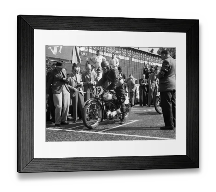 Framed Print : Edgar Quine (Triumph) 1947 Junior Clubman TT Framed Print : Edgar Quine (Triumph) 1947 Junior Clubman TT