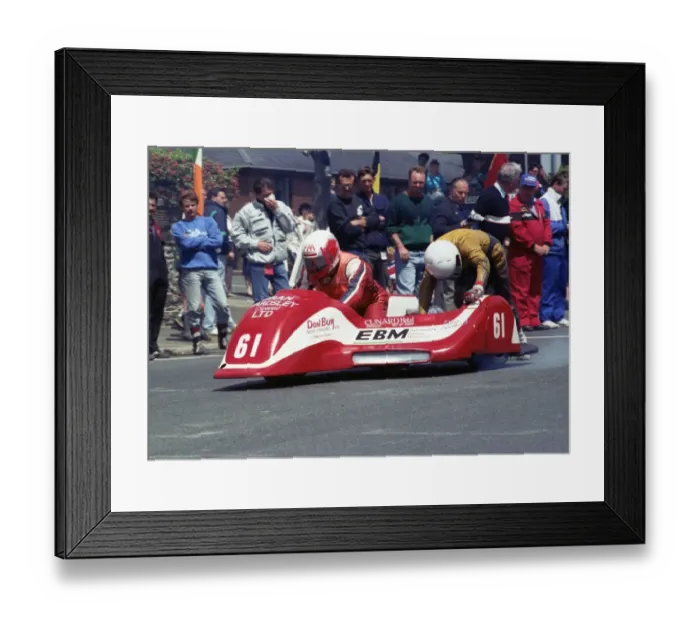 Framed Print : Wally Saunders & Alan Blackhurst (Ireson Yamaha) 1990 Sidecar TT