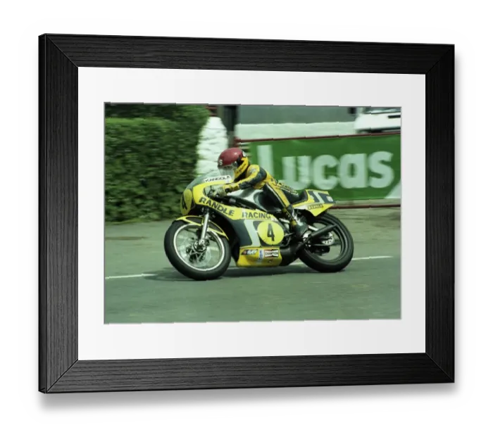 Framed Print : Kenny Blake (Yamaha) 1981 Senior TT Framed Print : Kenny Blake (Yamaha) 1981 Senior TT