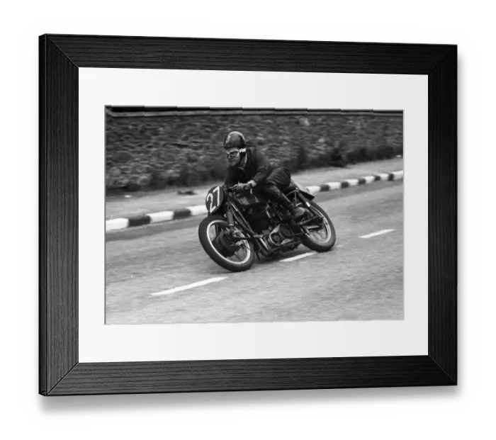 Framed Print : Simon Sandys-Winsch (Velocette) 1954 Senior TT Framed Print : Simon Sandys-Winsch (Velocette) 1954 Senior TT