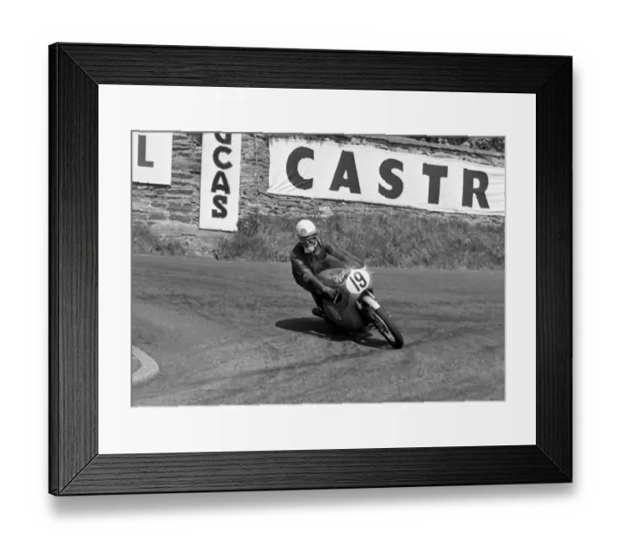Framed Print : Bill Smith (Honda) 1963 Ultra Lightweight TT Framed Print : Bill Smith (Honda) 1963 Ultra Lightweight TT