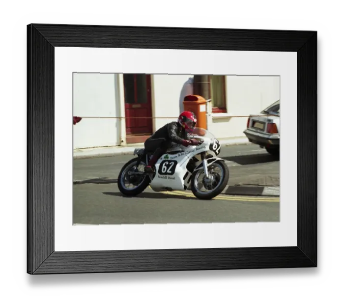 Framed Print : Bill Swallow (Seeley) 1998 Singles TT Framed Print : Bill Swallow (Seeley) 1998 Singles TT