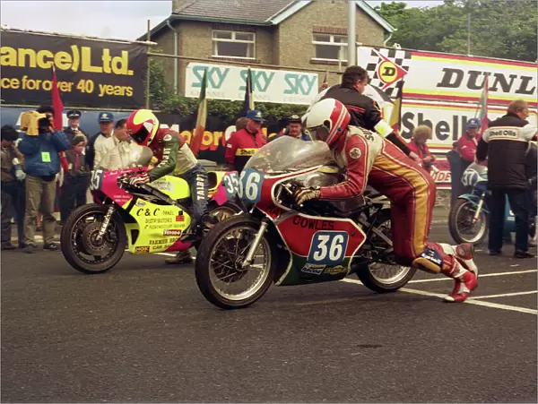Mark Farmer and Ralph Sutcliffe (Yamaha) 1987 Junior TT