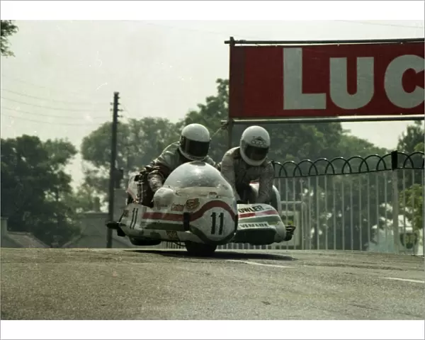 Jock Taylor & Kenny Arthur (Fowler Yamaha) 1978 Sidecar TT