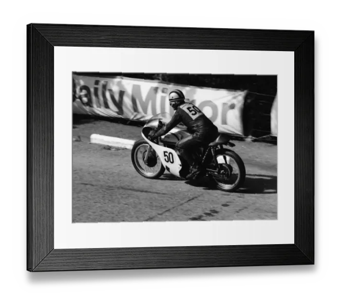 Framed Print : Neil Pendreigh (Norton) 1966 Senior Manx Grand Prix Framed Print : Neil Pendreigh (Norton) 1966 Senior Manx Grand Prix