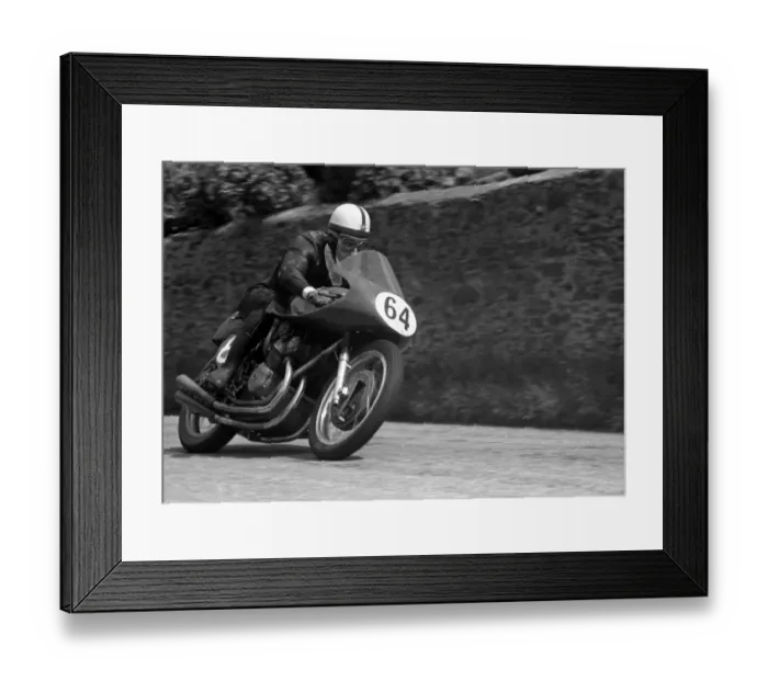 Framed Print : John Surtees (MV) 1957 Senior TT Framed Print : John Surtees (MV) 1957 Senior TT