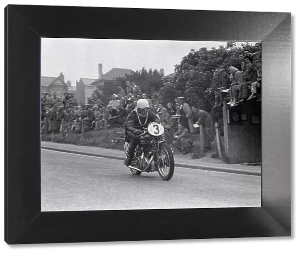 Frank Taylor (Vincent) 1950 1000cc Clubman TT