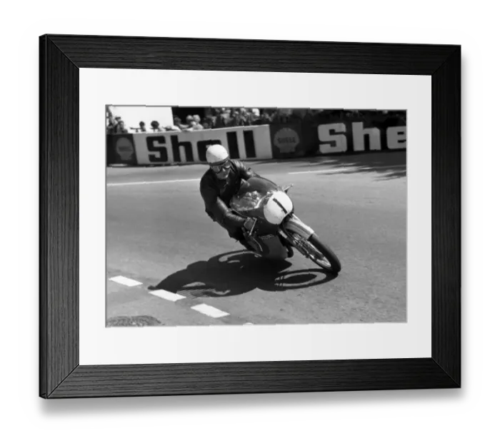 Framed Print : Malcolm Uphill (Crooks Suzuki) 1968 Lightweight TT Framed Print : Malcolm Uphill (Crooks Suzuki) 1968 Lightweight TT