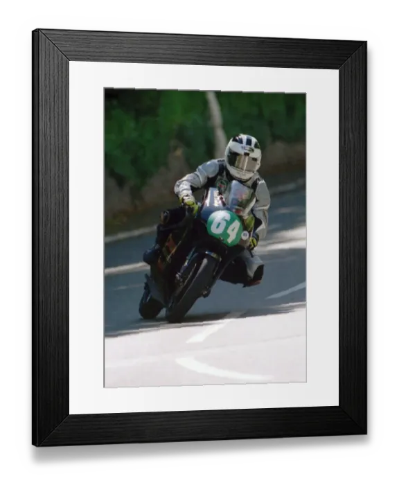Framed Print : Robert Dunlop (Crossan Honda) 2002 Ultra Lightweight TT Framed Print : Robert Dunlop (Crossan Honda) 2002 Ultra Lightweight TT