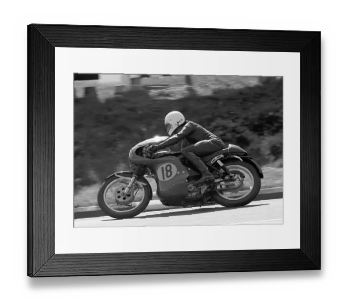 Framed Print : Fred Walton (Velocette) 1975 Production TT Framed Print : Fred Walton (Velocette) 1975 Production TT