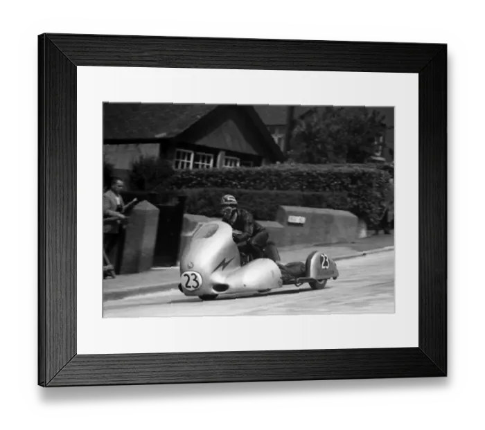 Framed Print : Eric Vincent & R W Harding (Norton) 1960 Sidecar TT