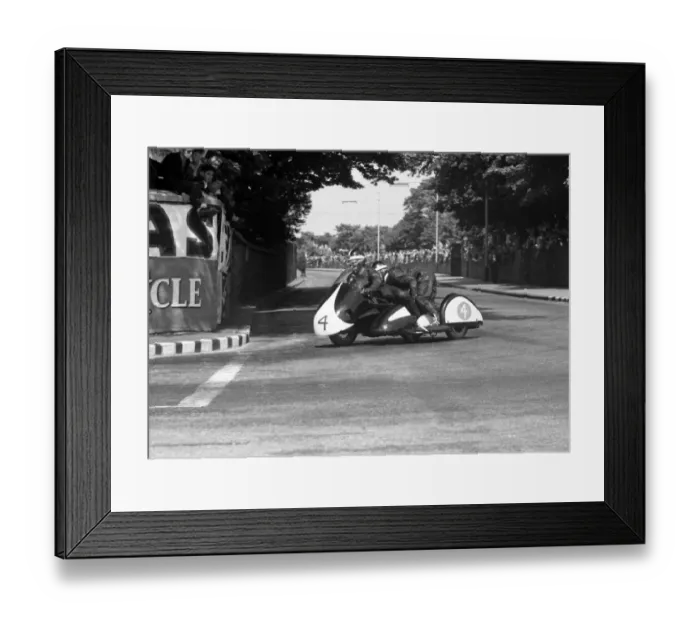 Framed Print : Eric Vincent & R W Harding (Norton) 1959 Sidecar TT Framed Print : Eric Vincent & R W Harding (Norton) 1959 Sidecar TT