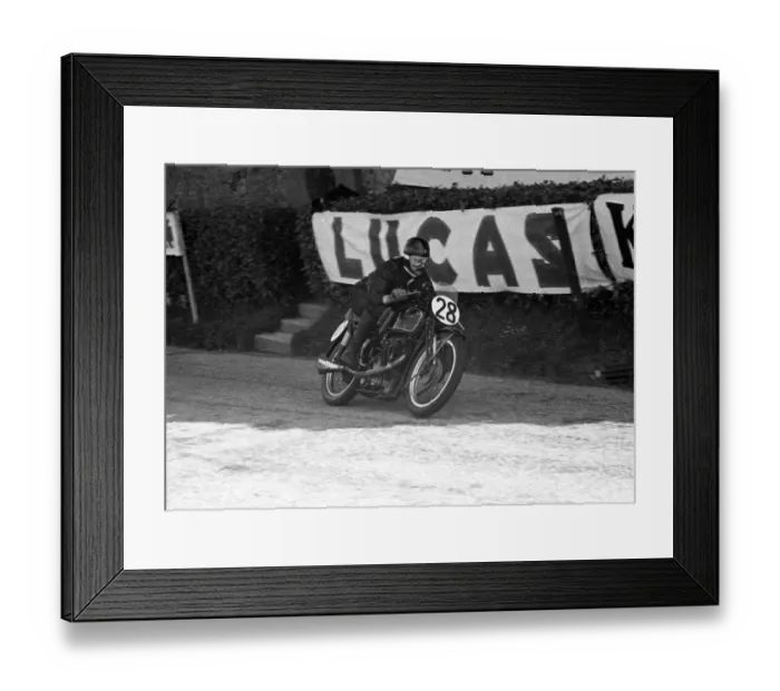 Framed Print : Roy Walker (Velocette) 1954 Junior TT Framed Print : Roy Walker (Velocette) 1954 Junior TT