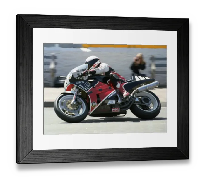 Framed Print : Steve Ward (Honda) 1991 Formula One TT Framed Print : Steve Ward (Honda) 1991 Formula One TT