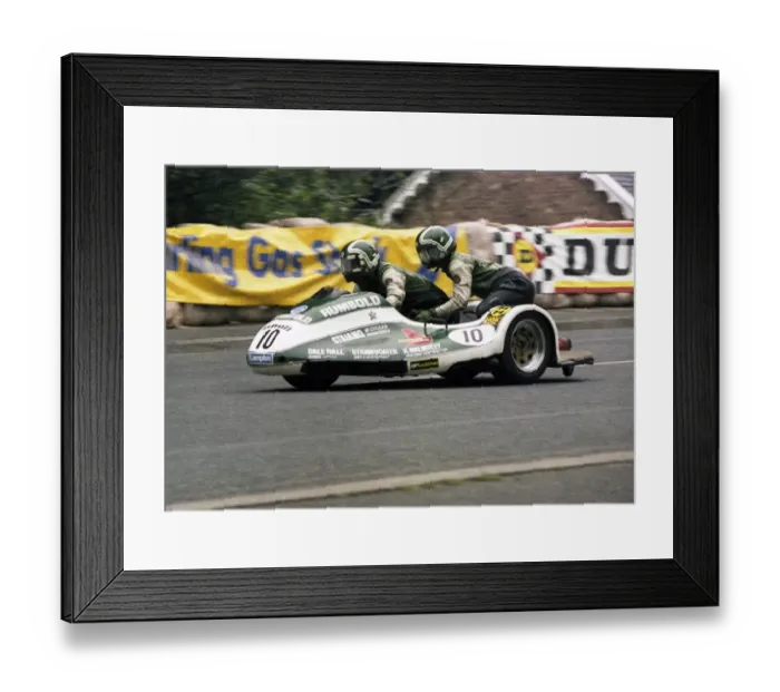Framed Print : Mal White & Phil Spendlove (Rumbold Yamaha) 1979 Sidecar TT Framed Print : Mal White & Phil Spendlove (Rumbold Yamaha) 1979 Sidecar TT