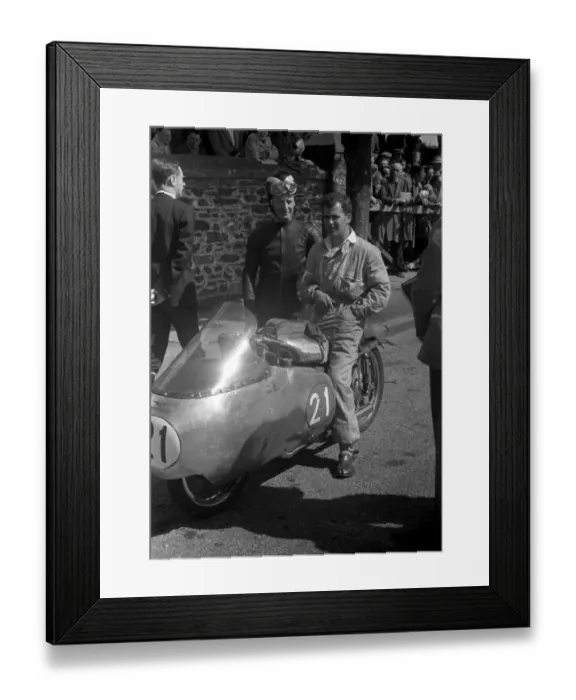 Framed Print : Arthur Wheeler (Guzzi) 1957 Senior TT Framed Print : Arthur Wheeler (Guzzi) 1957 Senior TT