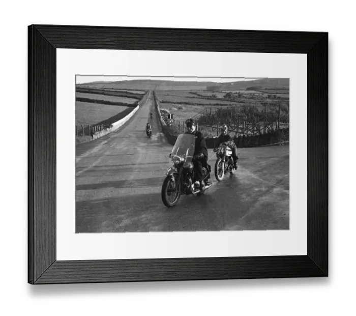 Framed Print : Arthur Wheeler (Norton) 1952 Senior TT practice Framed Print : Arthur Wheeler (Norton) 1952 Senior TT practice
