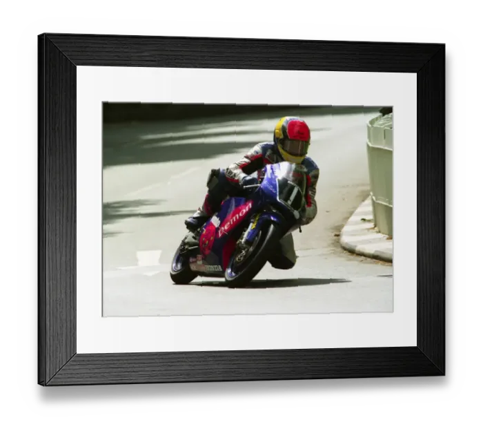 Framed Print : Paul Williams (Honda) 2000 Ultra Lightweight TT Framed Print : Paul Williams (Honda) 2000 Ultra Lightweight TT