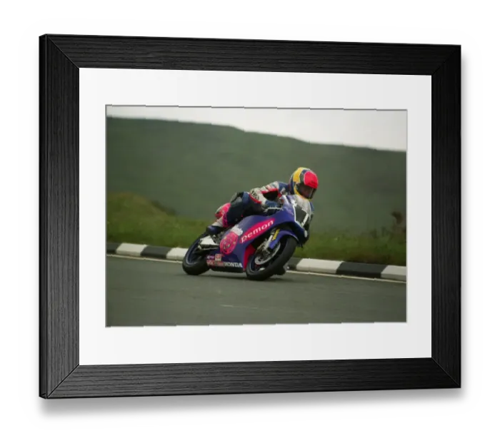 Framed Print : Paul Williams (Honda) 2000 Ultra Lightweight TT Framed Print : Paul Williams (Honda) 2000 Ultra Lightweight TT