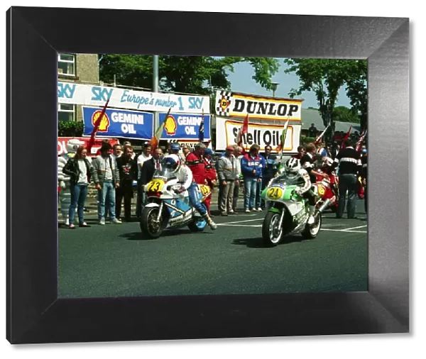 Steve Williams (Fowler Yamaha) and Robert Dunlop (Honda) 1988 Senior TT