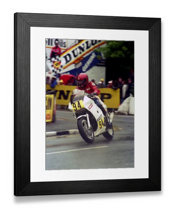 Framed Print : Mick Williams (Honda) 1987 Senior TT Framed Print : Mick Williams (Honda) 1987 Senior TT