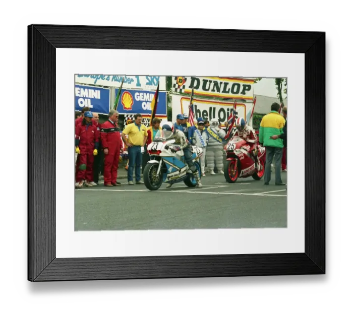 Framed Print : Steve Williams (Fowler Yamaha) 1988 Formua One TT Framed Print : Steve Williams (Fowler Yamaha) 1988 Formua One TT