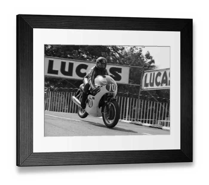 Framed Print : David Williams (Triumph) 1975 Production TT Framed Print : David Williams (Triumph) 1975 Production TT