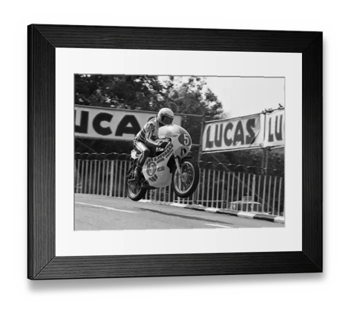 Framed Print : Charlie Williams (Yamaha) 1975 Lightweight TT Framed Print : Charlie Williams (Yamaha) 1975 Lightweight TT