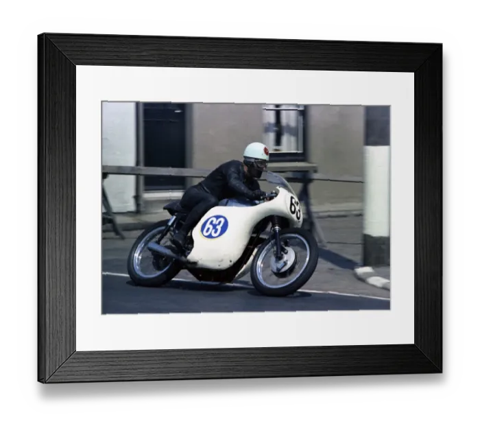Framed Print : David Williams (BSA) 1967 Junior TT Framed Print : David Williams (BSA) 1967 Junior TT