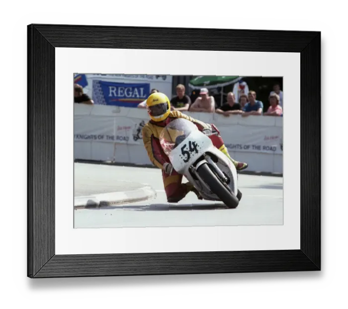 Framed Print : Kirk Wright (Honda) 1992 Senior TT Framed Print : Kirk Wright (Honda) 1992 Senior TT