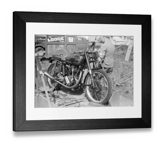 Framed Print : Excelsior Norton 1950 Silverstone Framed Print : Excelsior Norton 1950 Silverstone