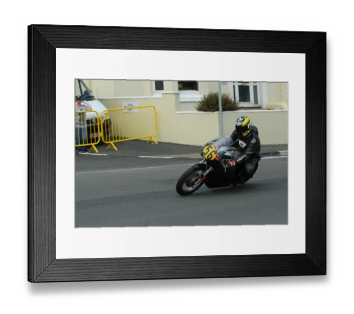 Framed Print : Andy Lee (Norton) 2016 Senior Classic TT Framed Print : Andy Lee (Norton) 2016 Senior Classic TT