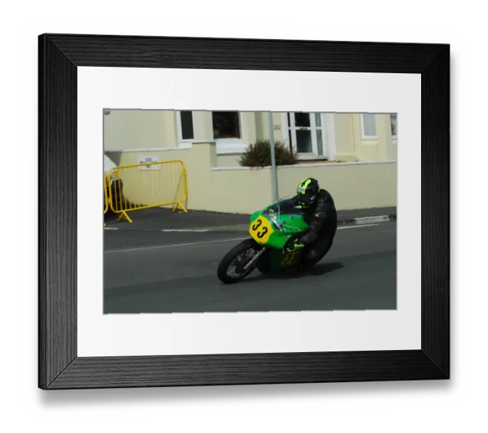 Framed Print : Dave Matravers (Paton) 2016 Senior Classic TT Framed Print : Dave Matravers (Paton) 2016 Senior Classic TT