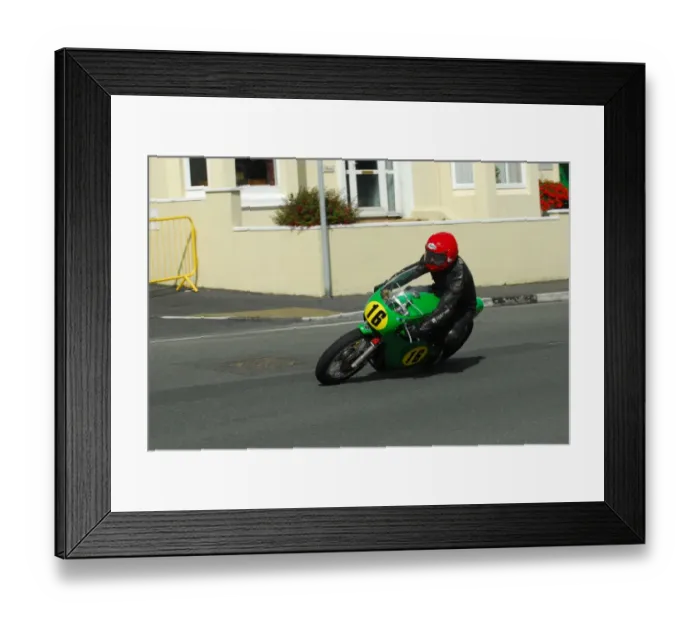 Framed Print : Bill Swallow (Paton) 2016 Senior Classic TT Framed Print : Bill Swallow (Paton) 2016 Senior Classic TT