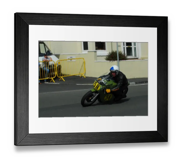 Framed Print : Mick Moreton (Paton) 2016 Senior Classic TT Framed Print : Mick Moreton (Paton) 2016 Senior Classic TT