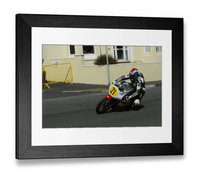 Framed Print : Dave Madsen-Mygdal (Honda) 2016 Senior Classic TT Framed Print : Dave Madsen-Mygdal (Honda) 2016 Senior Classic TT