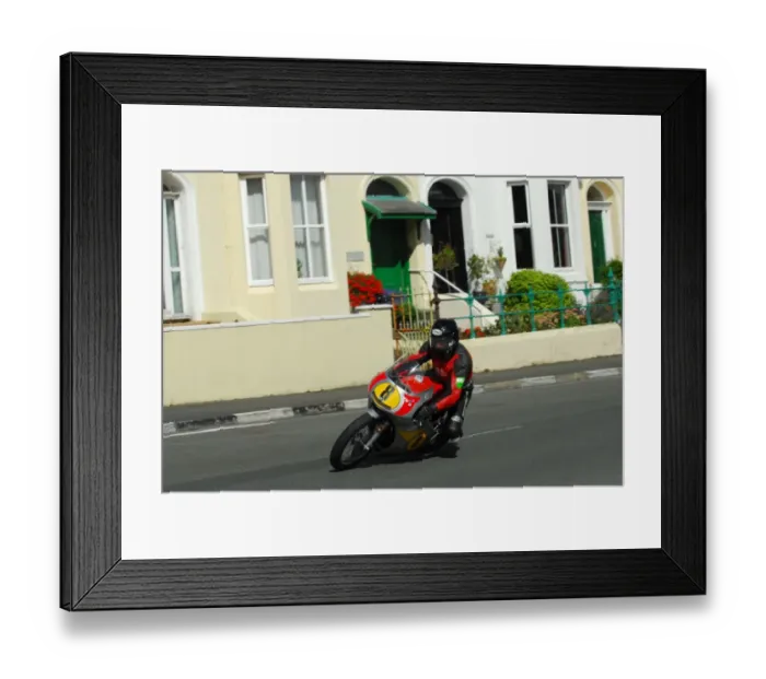 Framed Print : Alan Oversby (Honda) 2016 Senior Classic TT Framed Print : Alan Oversby (Honda) 2016 Senior Classic TT