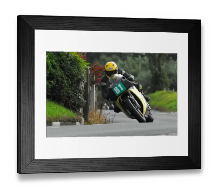 Framed Print : John Turner (Kawasaki) 2016 Lightweight Manx Grand Prix