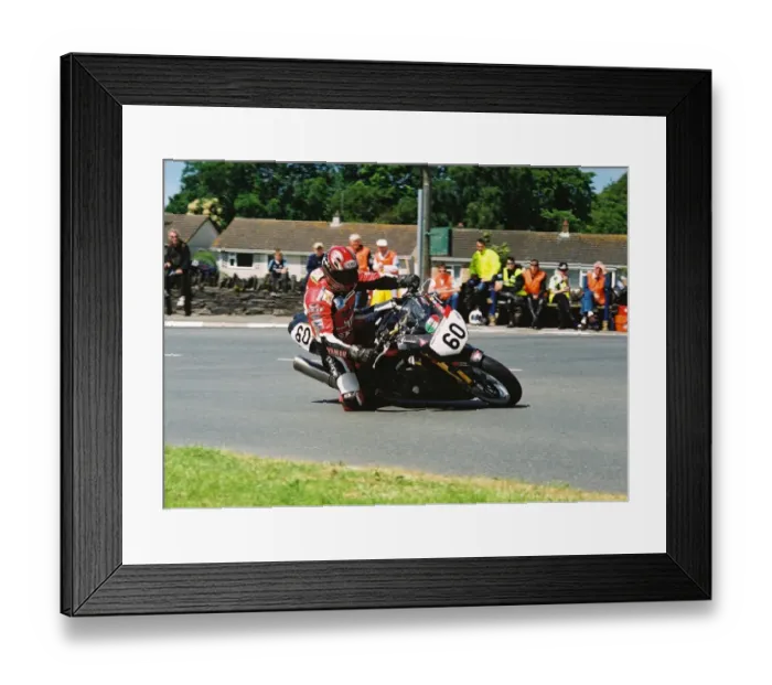 Framed Print : Giorgio Cantalupo (Aprilia) 2004 Formula One TT