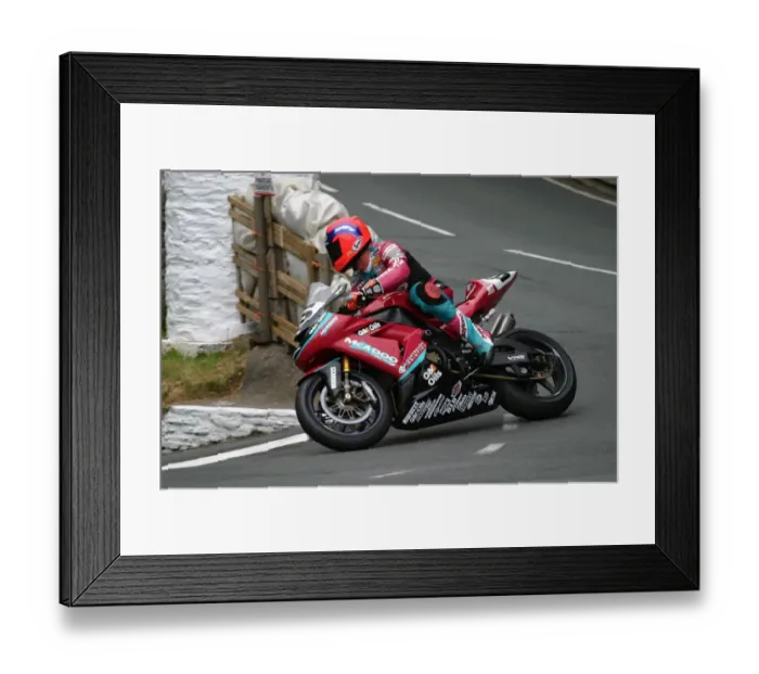 Framed Print : Ryan Farquhar (McAdoo Kawasaki) 2004 Formula One TT Framed Print : Ryan Farquhar (McAdoo Kawasaki) 2004 Formula One TT