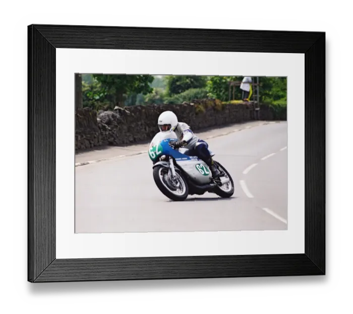Framed Print : Les Trotter (Crooks Suzuki) 2004 Pre TT Classic Framed Print : Les Trotter (Crooks Suzuki) 2004 Pre TT Classic