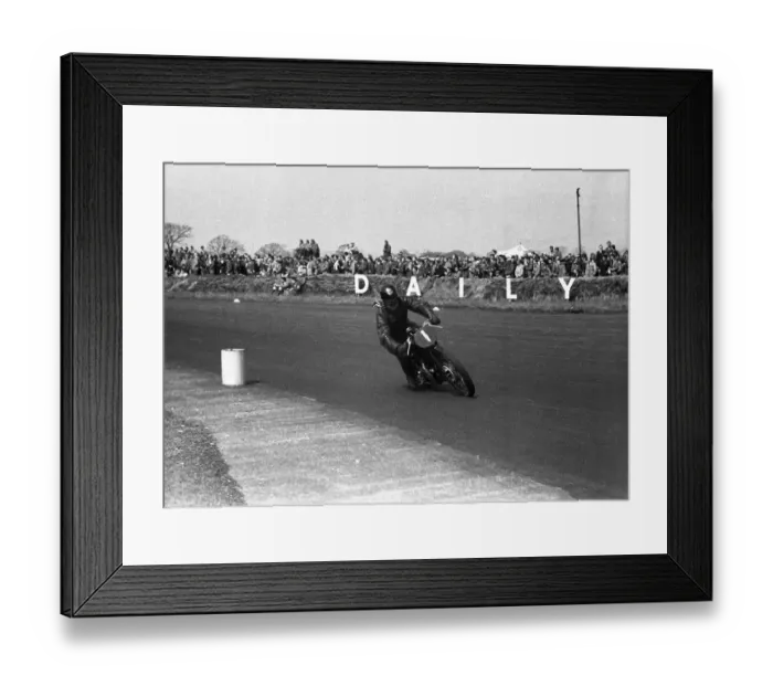 Framed Print : A J Wiffen (Rudge) 1954 Silverstone Saturday Vintage race Framed Print : A J Wiffen (Rudge) 1954 Silverstone Saturday Vintage race