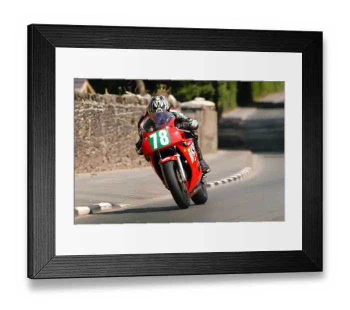 Framed Print : Umberto Rumiani (Honda) 2004 Lightweight 400 TT